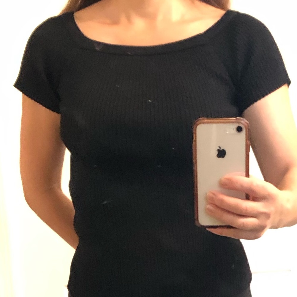 NWOT DKNY Ribbed Top